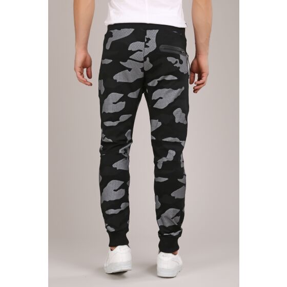 Red Bridge Mens Transitional Pants Camouflage Joggers