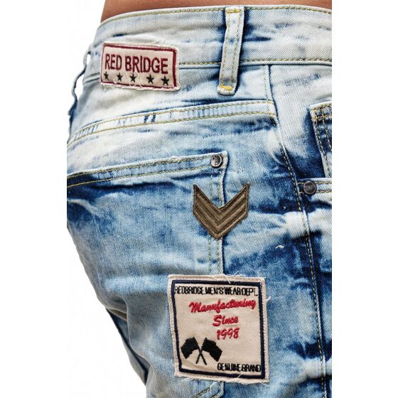 Red Bridge Herren Patches Destroyed Styler Jeans Hose Straight Denim Blue Blau