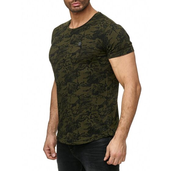Red Bridge Mens Deluxe Camouflage T-Shirt