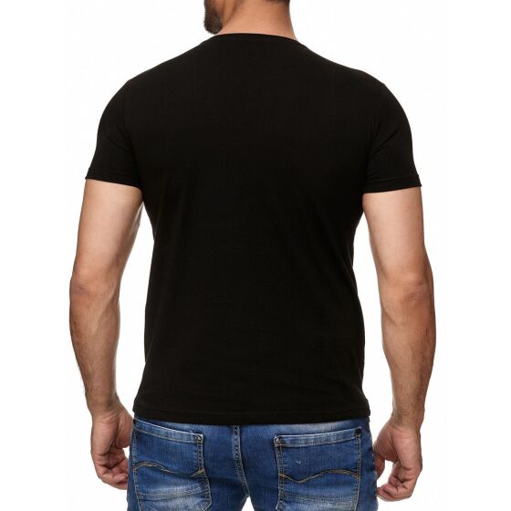 Red Bridge Mens Dont Try To Be Different Skulls T-Shirt