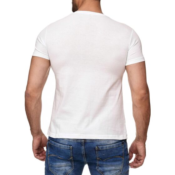 Red Bridge Mens Dont Try To Be Different Skulls T-Shirt
