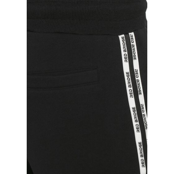 Red Bridge Mens shorts