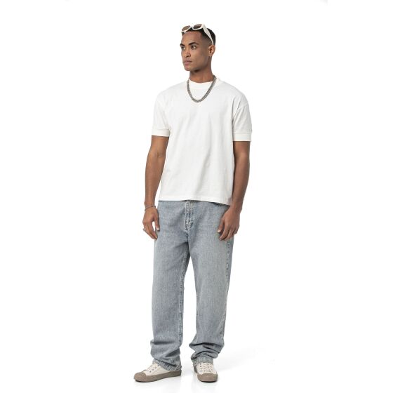 Red Bridge Mens Baggy Straight Fit Jeans